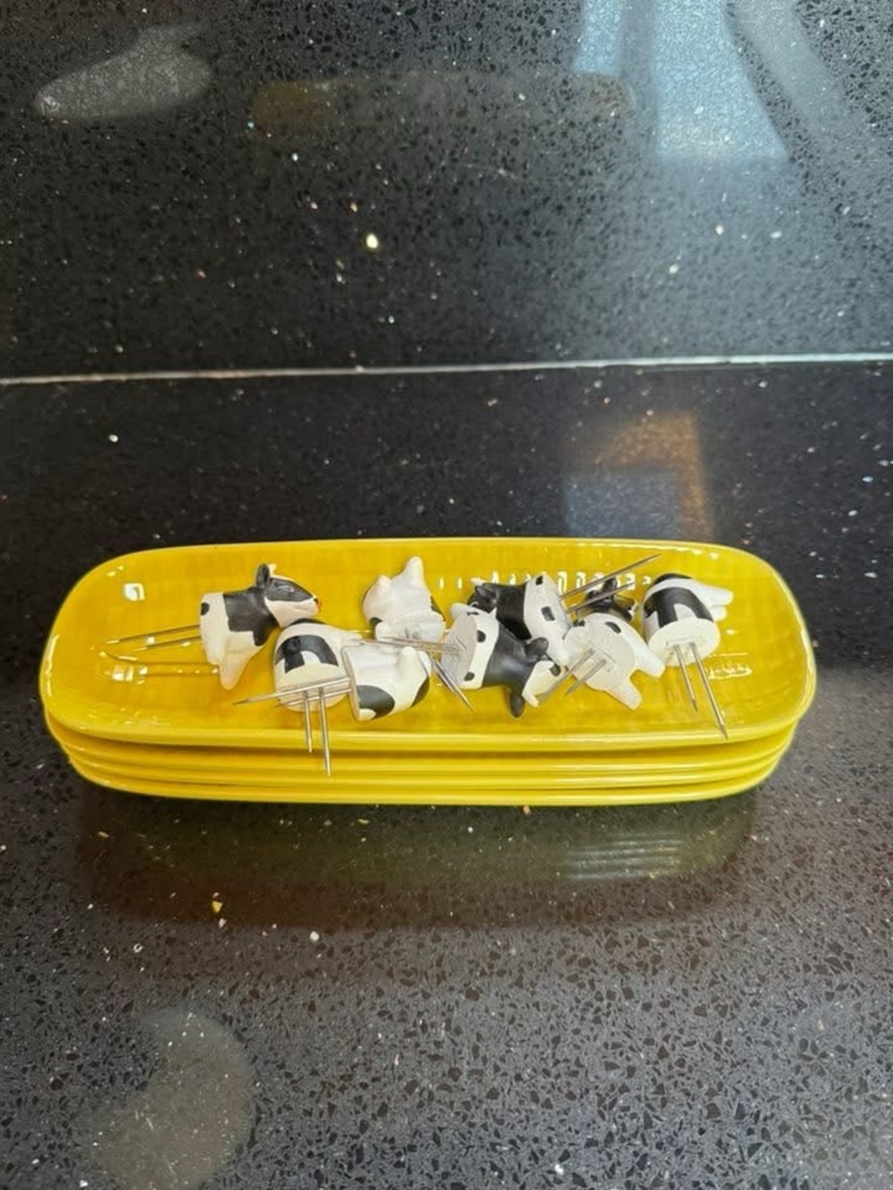 Corn Dish with Cow Corn Holders